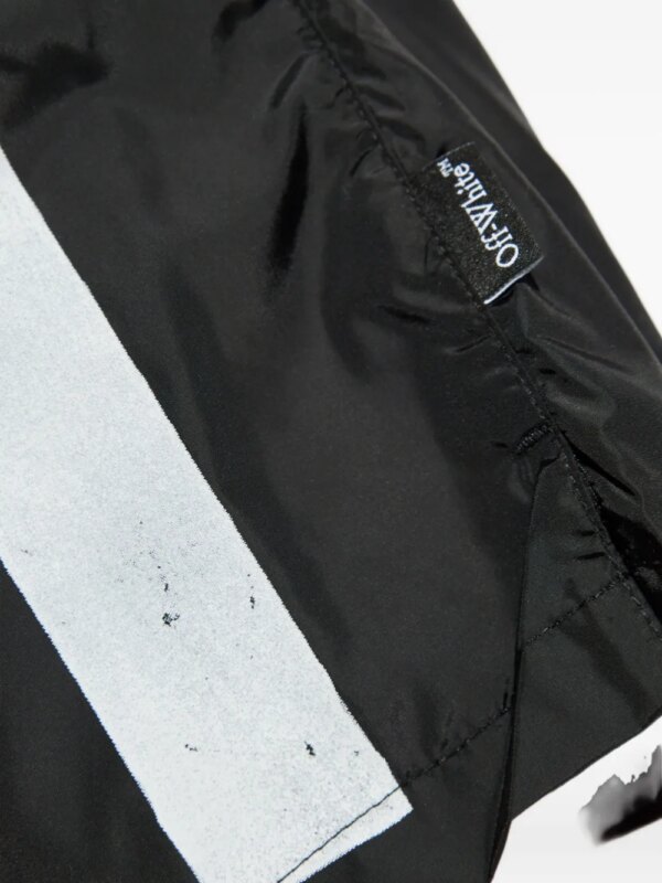 Off-White Zwembroek met logoprint en trekkoord - Zwart